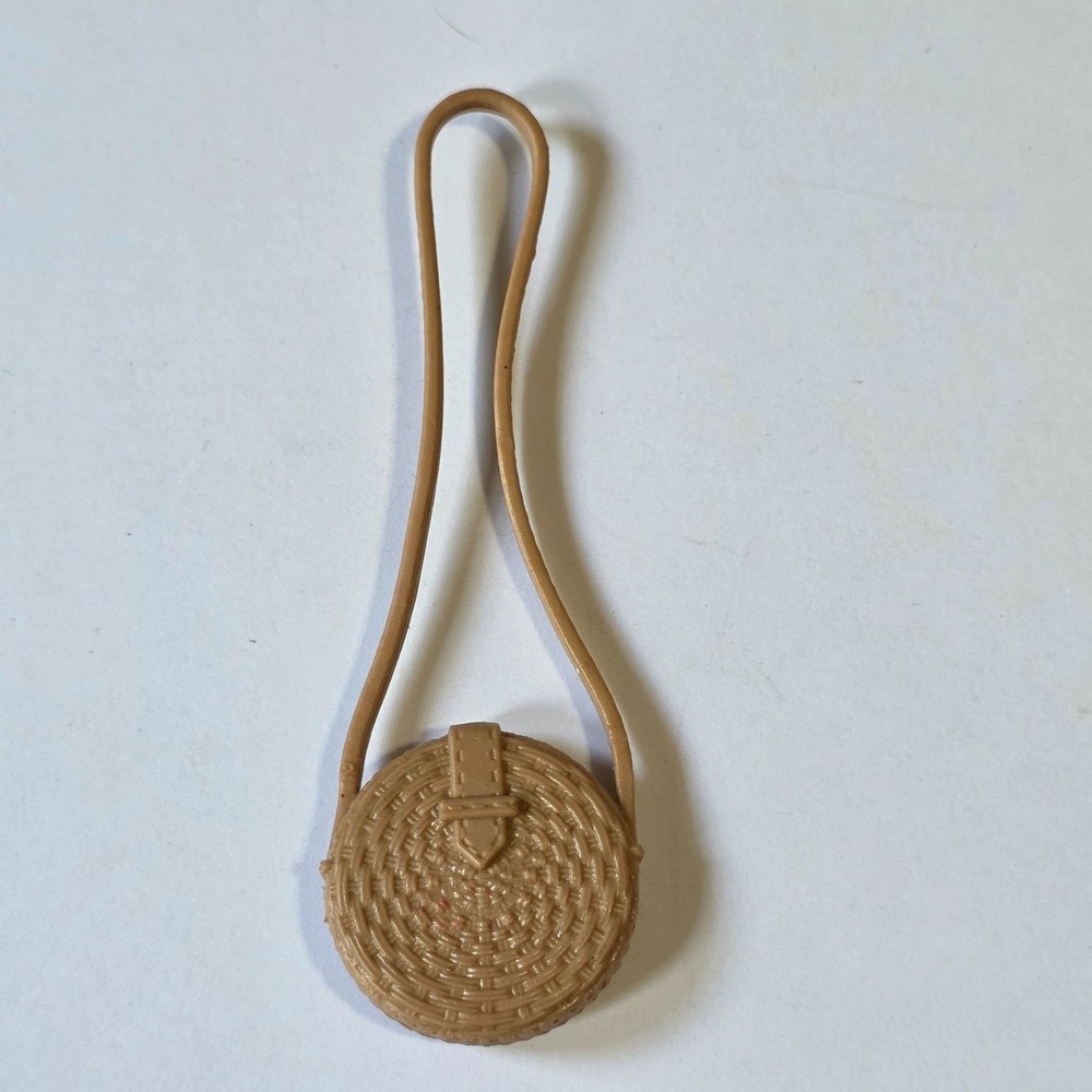 Mattel Barbie Fashionista Round Purse Bag Canteen Tan Doll Accessory Replacement